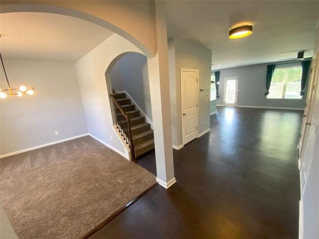 Building Photo - 5224 Cantbury Way