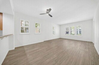Building Photo - 520 Lunalilo Home Rd
