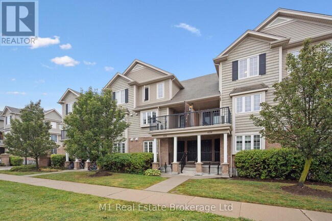 Building Photo - 626 Woodlawn Rd E