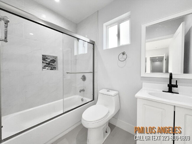 Photo - 208 East 87th Street Apartment