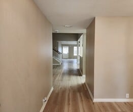 Building Photo - 2725 Foster Hill Dr