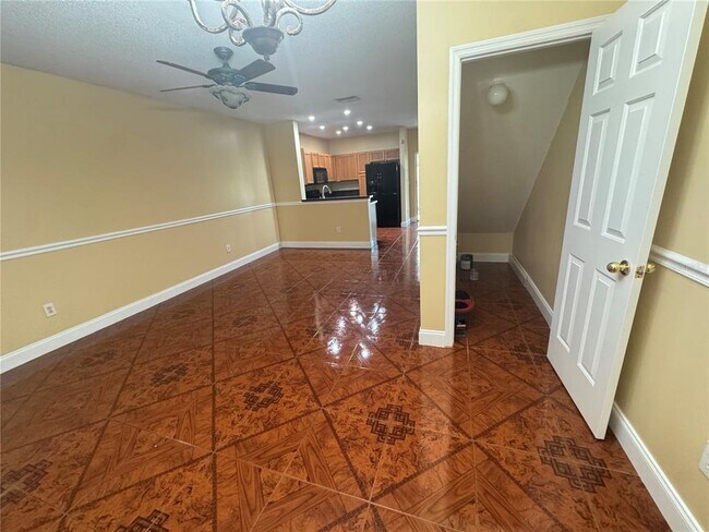Foto del edificio - 6229 Osprey Lake Cir