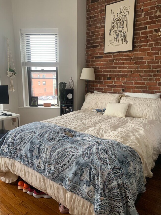 Foto del edificio - 7 Gorham St