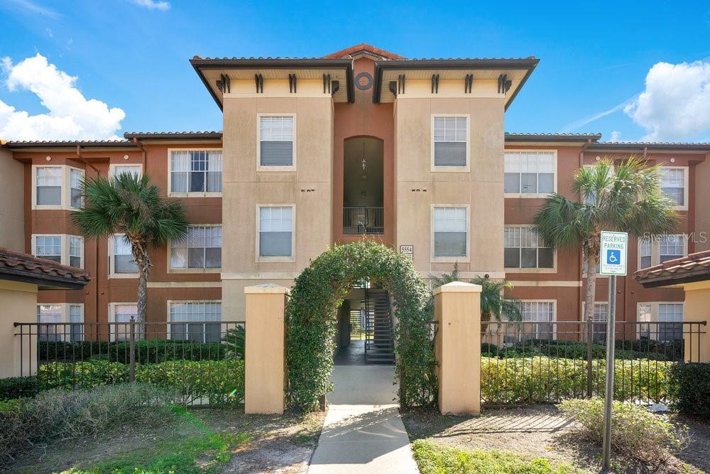 5554 Metrowest Blvd Unit 107, Orlando, FL 32811 Condo for Rent in