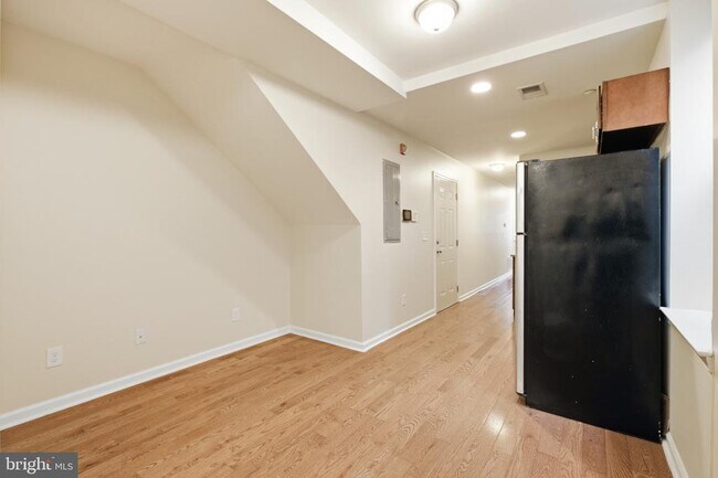 Foto del edificio - 2238 N Park Ave
