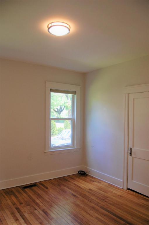 Building Photo - 56 Brantwood Rd