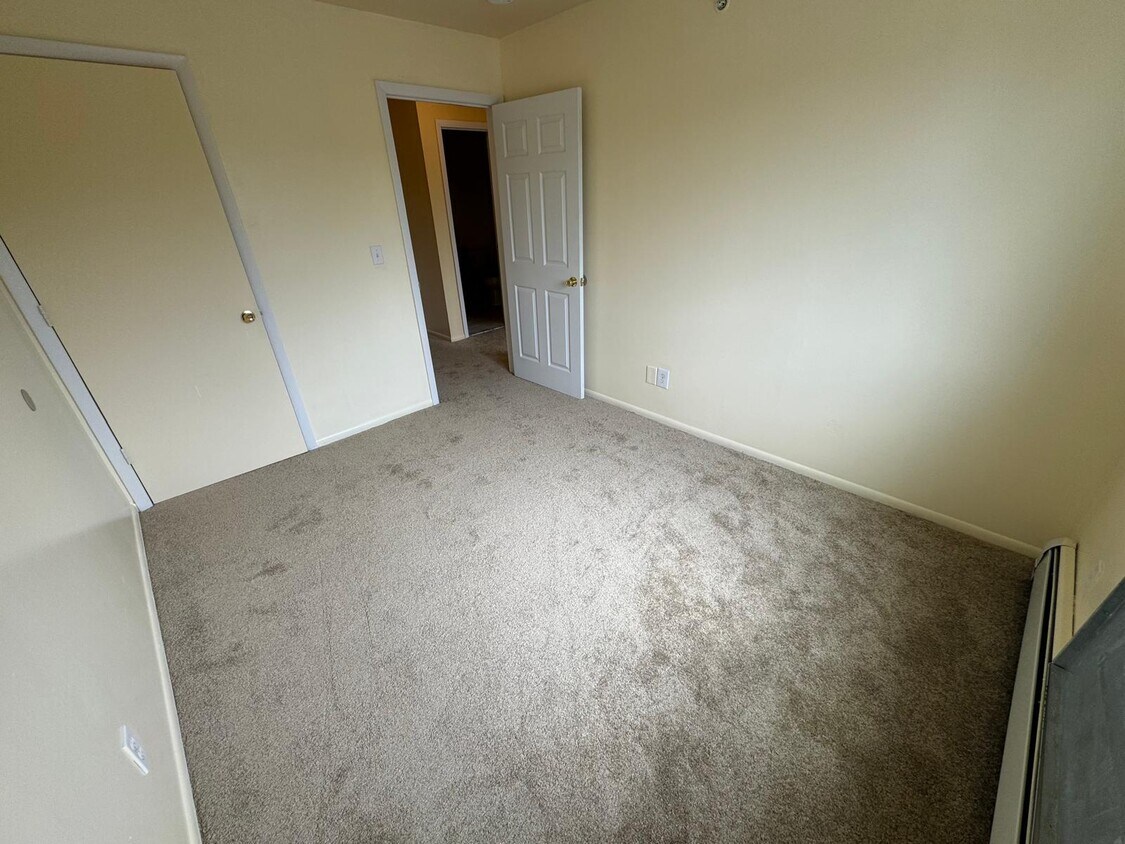 Foto principal - 107 Cove Ct