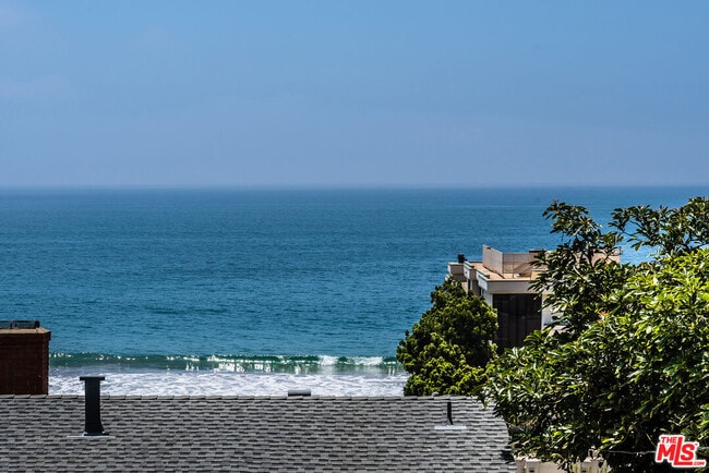 Building Photo - 22605 Pacific Coast Hwy