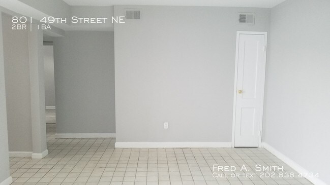 Foto del edificio - 801 49th St NE