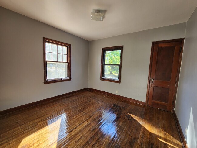 Foto del edificio - 401 Charles St