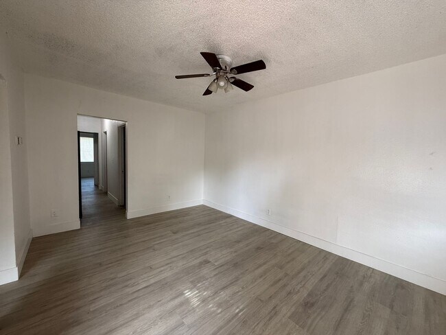 Foto del edificio - 2 bedroom apartment for rent