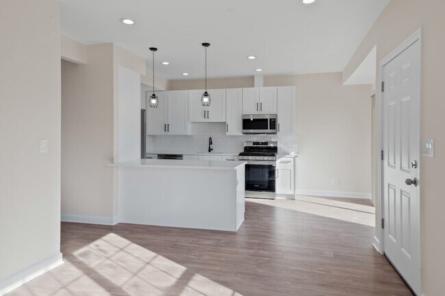 Foto del edificio - 546 W Parkside Dr