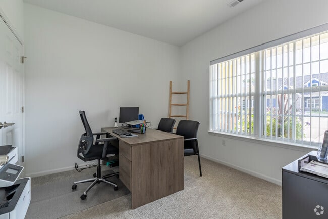 2BR, 1BA - 1,125SF - The Haven - Bedroom 2 - Highland Knolls