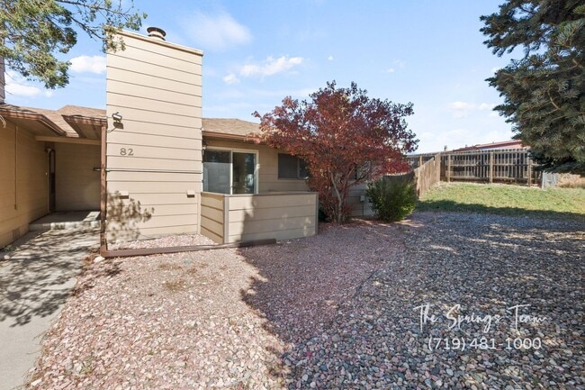 REMODELED SINGLE-LEVEL 2BD TOWNHOME w/ A/C - Security Deposit Waiver Available - REMODELED SINGLE-LEVEL 2BD TOWNHOME w/ A/C - Security Deposit Waiver Available