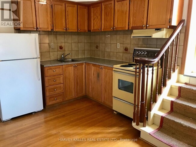 Photo du bâtiment - 3 Northcliffe Blvd