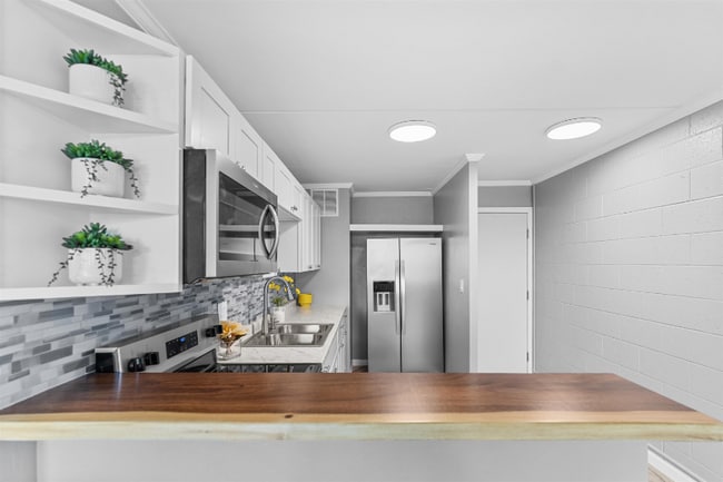 Building Photo - 111 Kahului Beach Rd