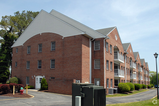 Foto del edificio - Kings Court Apartments