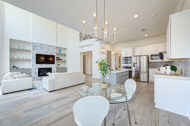 Foto del edificio - 13703 Northwood Meadow Cir