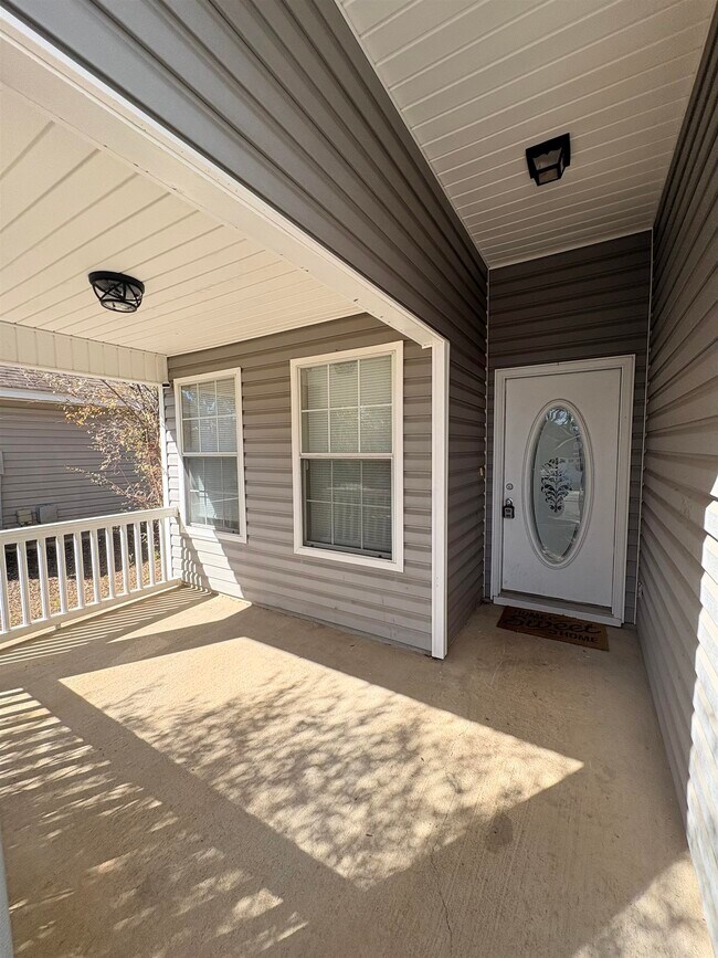 Foto del edificio - 3256 Addison Ln