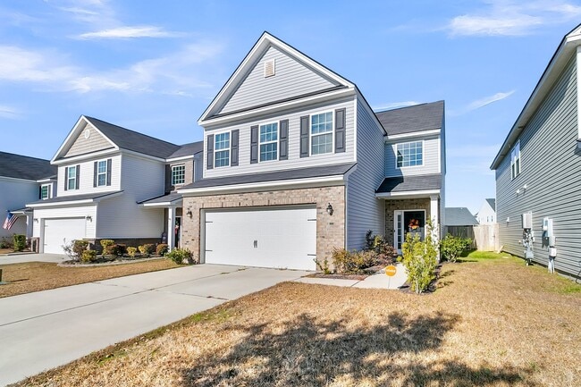 Building Photo - Meticulous 3 Bedroom Home in Lindera Prese...