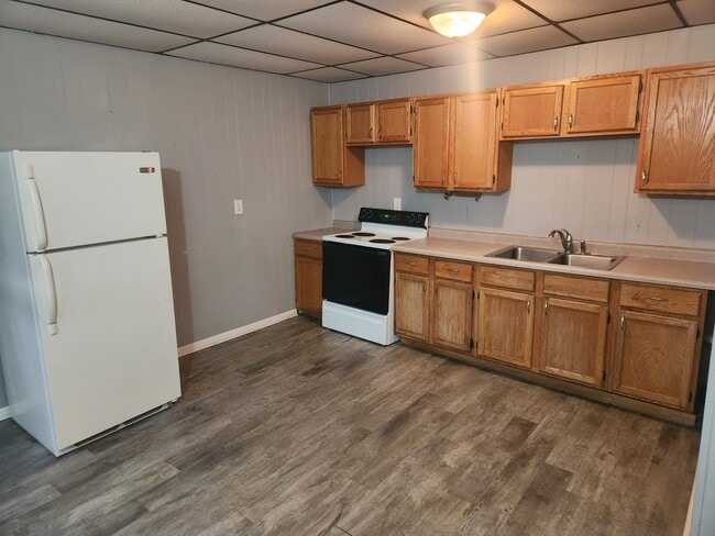 Foto del edificio - 105 E Lincoln Ave