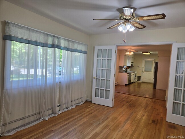Foto del edificio - 2758 N Cedar Ave