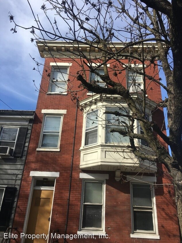 2 br, 1 bath House 227 E Philadelphia St... House for Rent in York, PA