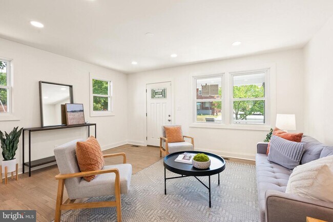 Foto del edificio - 1280 Delafield Pl NE