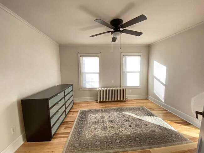 Foto del edificio - 143 Calhoun St