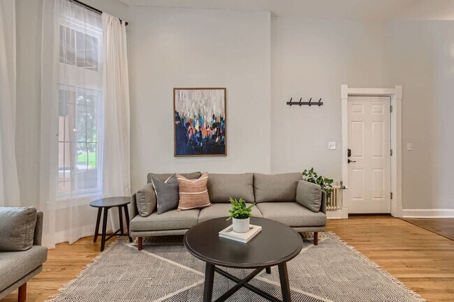 Foto del edificio - 2805 E 16th Ave