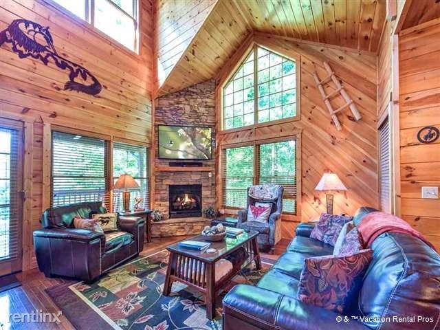 Primary Photo - 1705 Smoky Hills Dr