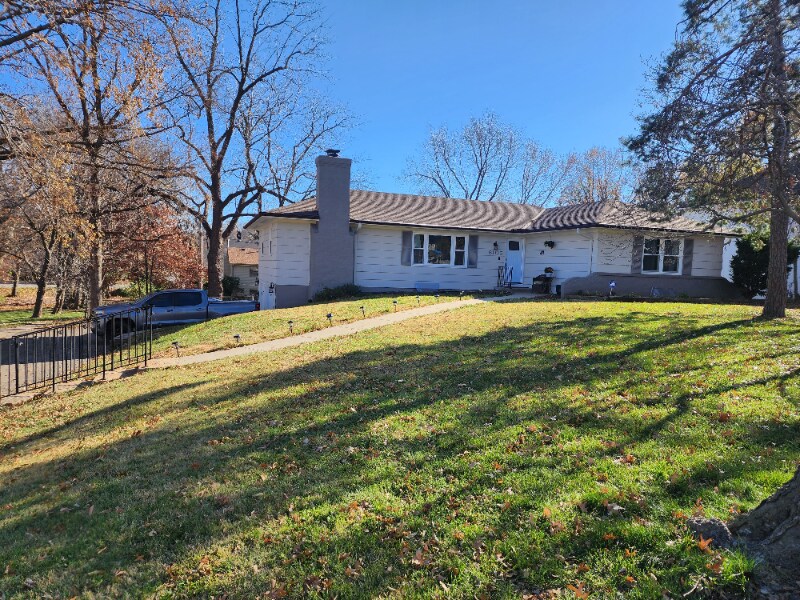 6105 Slater St, Mission, KS 66202 Townhome Rentals in Mission KS