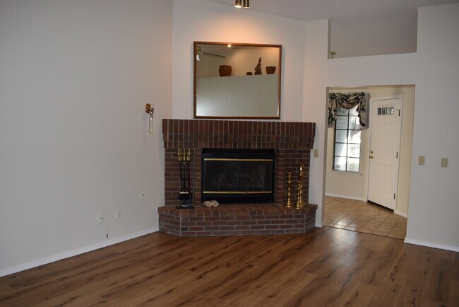Fireplace - 8178 Devon Park Ct