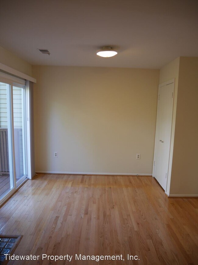 Building Photo - 3 br, 2.5 bath House - 14940 Cherrywood Drive