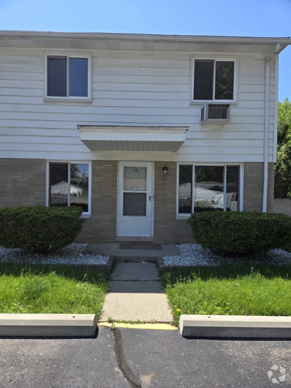 Taines Green Apartments for Rent with Utilities Included Redford, MI