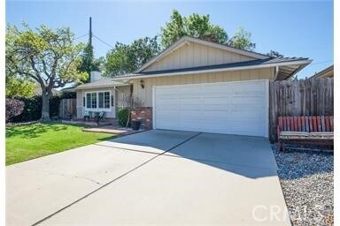 Building Photo - 23217 Evalyn Ave