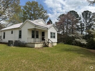 Building Photo - 813 Cedar Springs Rd