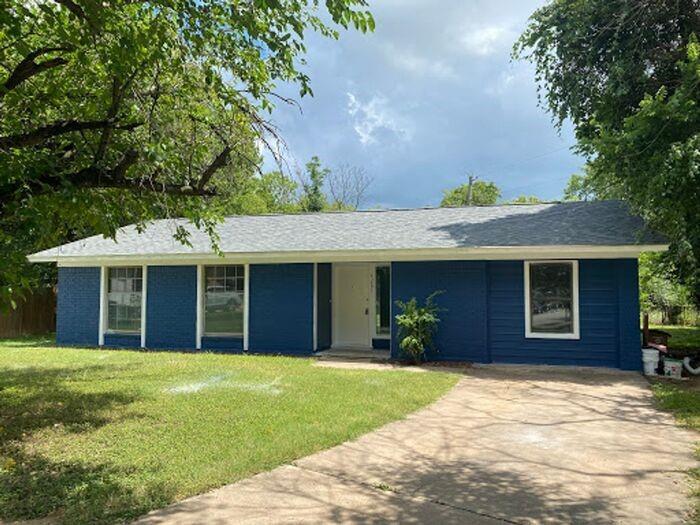 Primary Photo - 6209 Mayhall Dr