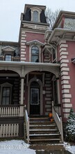 Building Photo - 334 Campbell St
