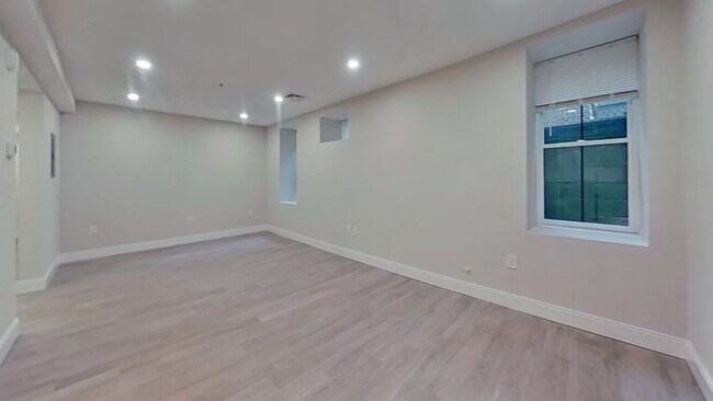 Foto del edificio - 170 Cottage St