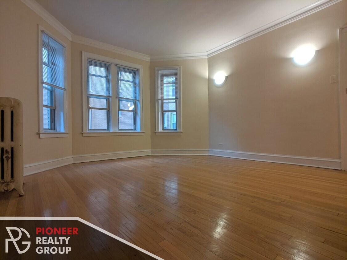 Foto principal - 4237 N Paulina St
