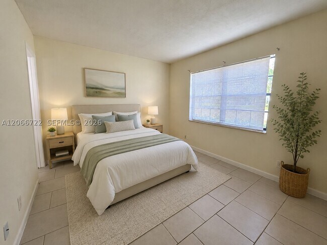 Foto del edificio - 7625 Tam Oshanter Blvd