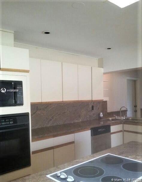Foto del edificio - 4637 SW 24th Ave