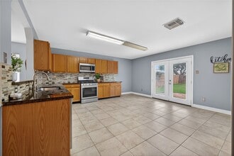 Building Photo - 3406 Huisache Blvd