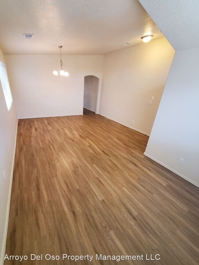 Foto del edificio - 3 br, 2 bath House - 741 Purple Aster Ave SW