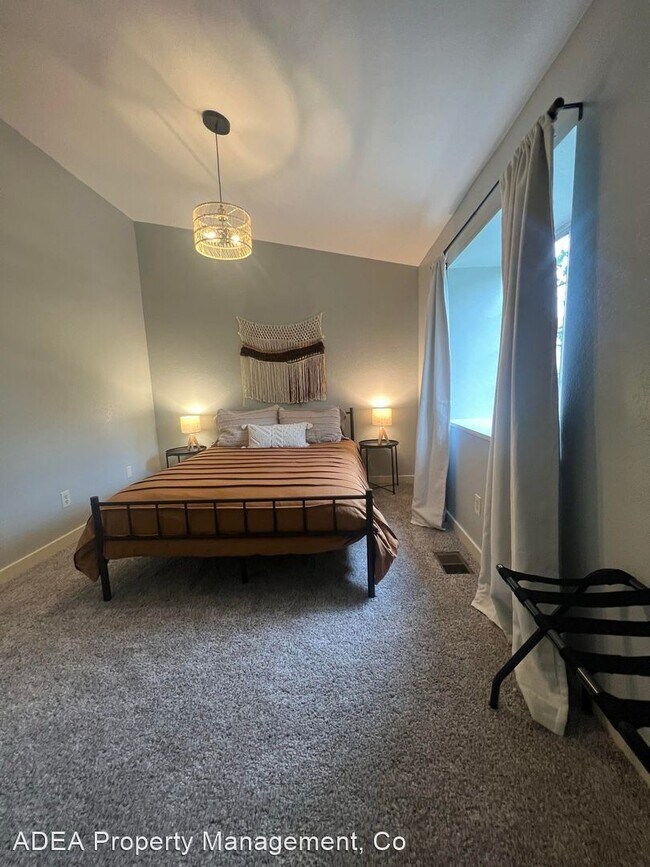 Foto del edificio - 2 br, 1.5 bath House - 2801 Highcliff Ct #6
