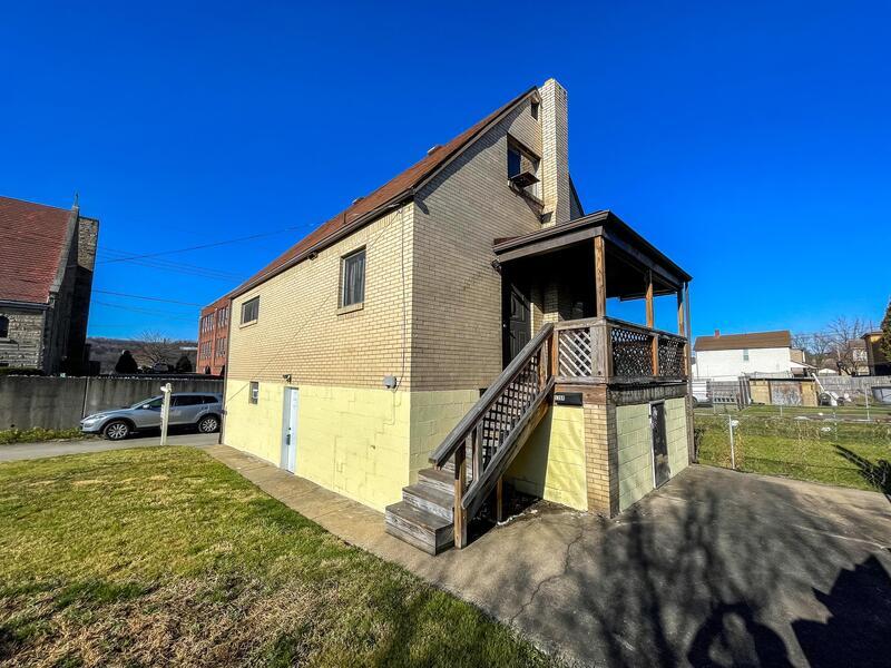 528 Cypress Alley, Glassport, PA 15045 House for Rent in Glassport