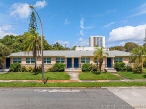 Building Photo - 403 50th St