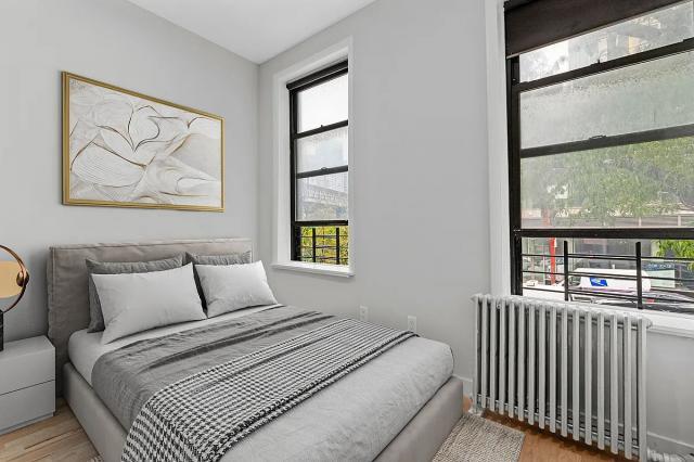 Foto del edificio - 2 bedroom in New York NY 10036