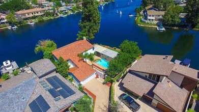 Building Photo - 3827 Charthouse Cir